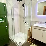 Modern 2-bedroom In The Heart Of 布拉加