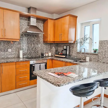 Modern 2-bedroom In The Heart Of Braga
