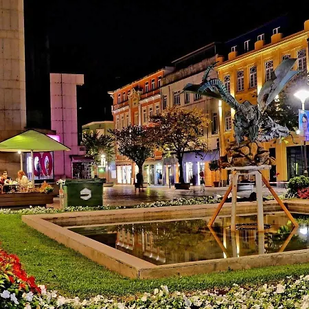 Modern 2-bedroom In The Heart Of * Braga