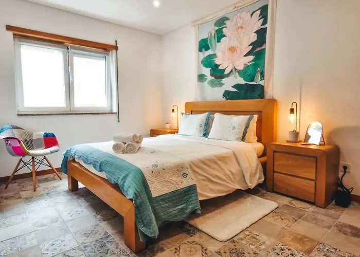 Apartment Modern 2-bedroom In The Heart Of *